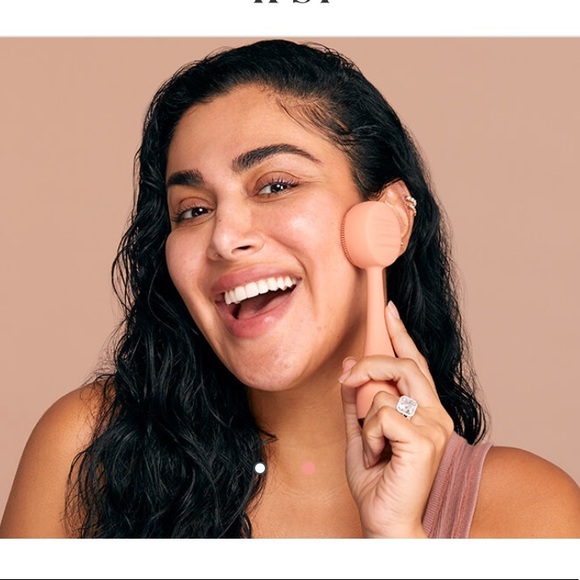 PMD Clean: Smart Facial Cleansing Device - Picture 2 of 2